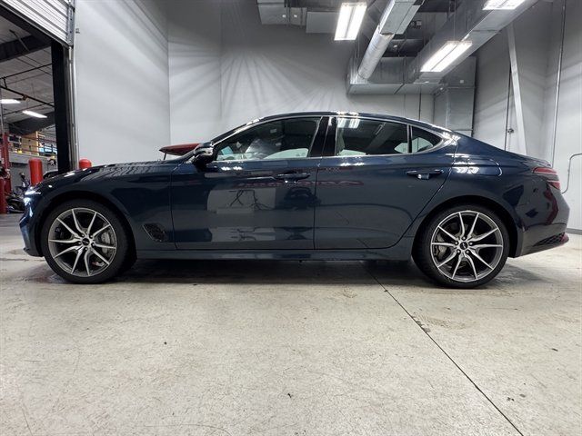 Used 2024 Genesis G70 2.5T AWD/4WD image 5