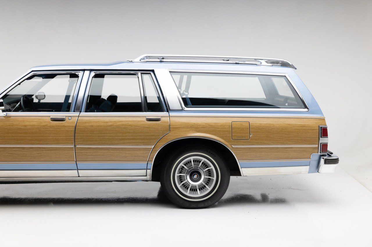 Used 1990 Buick Le Sabre Estate RWD image 19