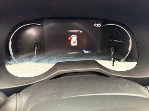 Used 2023 Toyota RAV4 XLE image 11