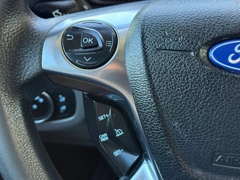 Used 2019 Ford Transit Connect XLT FWD image 26