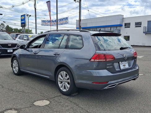 Used 2019 Volkswagen Golf S AWD/4WD image 5