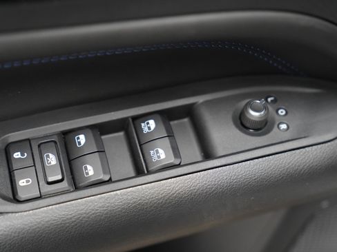 New 2026 Jeep Compass Latitude image 18