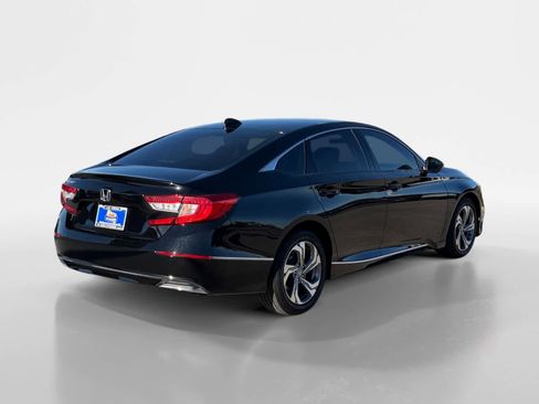 Used 2018 Honda Accord EX image 5