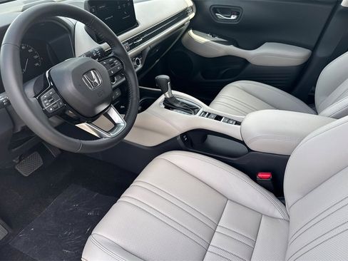 New 2026 Honda HR-V EX-L image 10