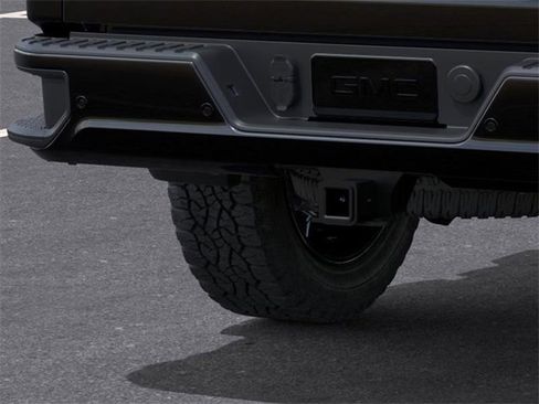 New 2026 GMC Sierra 2500 Denali w/ Denali Reserve Package image 14