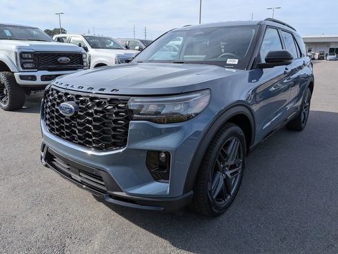 New 2026 Ford Explorer ST-Line RWD image 8