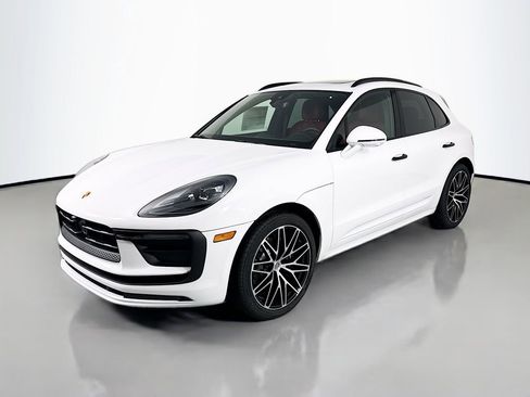 New 2026 Porsche Macan image 1