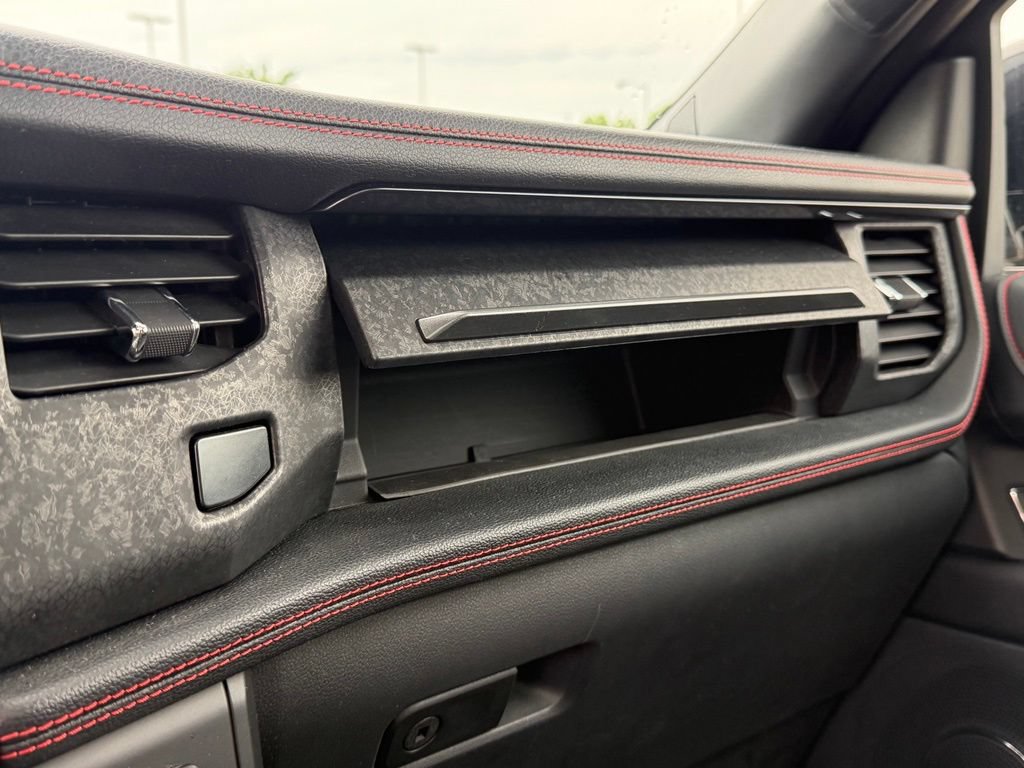 Used 2022 Ford Expedition Limited AWD/4WD image 32