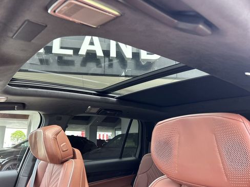 New 2026 Cadillac Vistiq Platinum image 21