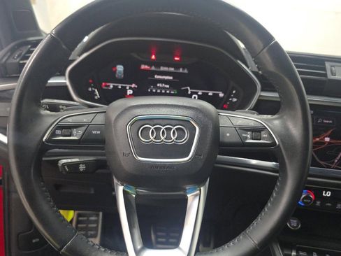 Used 2020 Audi Q3 2.0T Premium Plus w/ Premium Plus Package AWD/4WD image 7
