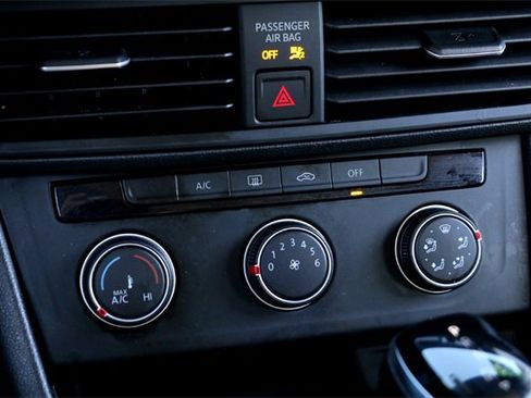 Used 2024 Volkswagen Jetta S image 18