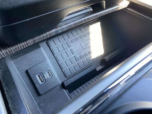 Used 2020 Ford F250 Lariat image 31