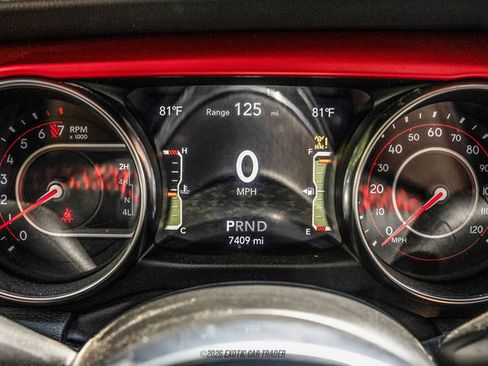 Used 2022 Jeep Gladiator Rubicon w/ LED Lighting Group AWD/4WD image 27
