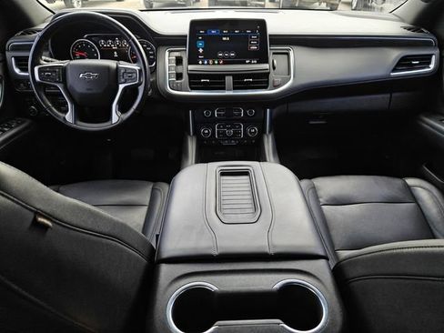 Used 2021 Chevrolet Tahoe Z71 w/ Z71 Off-Road Package AWD/4WD image 26
