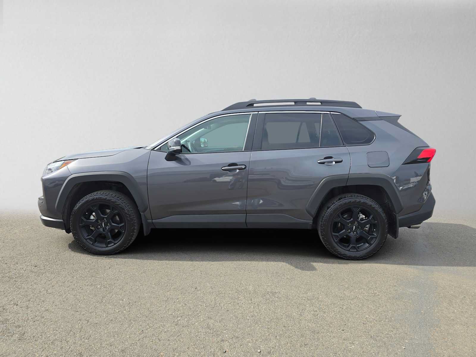 Certified 2023 Toyota RAV4 TRD Off-Road w/ TRD Off-Road Weather Package AWD/4WD image 7