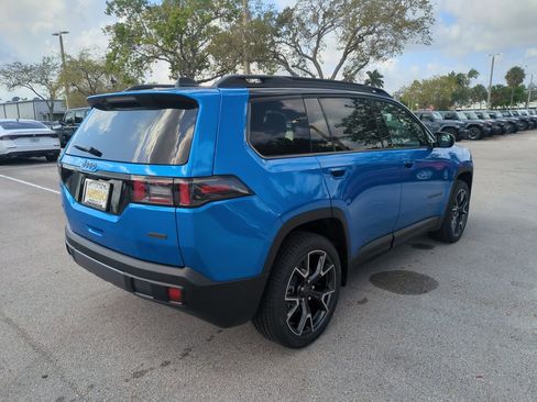 New 2026 Jeep Cherokee Overland image 5