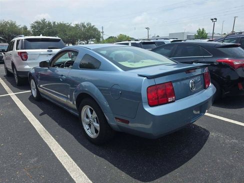 Used 2007 Ford Mustang Coupe RWD image 3