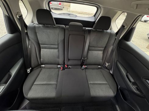 Used 2025 Nissan Rogue SV FWD image 40