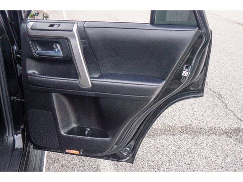 Used 2022 Toyota 4Runner SR5 Premium w/ Moonroof Package AWD/4WD image 21