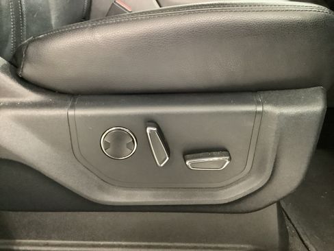Used 2021 Ford Expedition Limited AWD/4WD image 17
