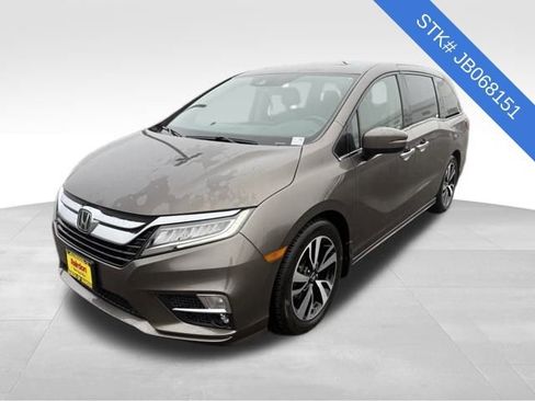 Used 2018 Honda Odyssey Elite image 3