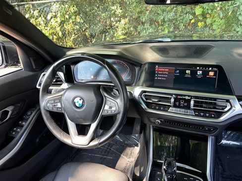 Used 2019 BMW 330i Sedan w/ Convenience Package image 16