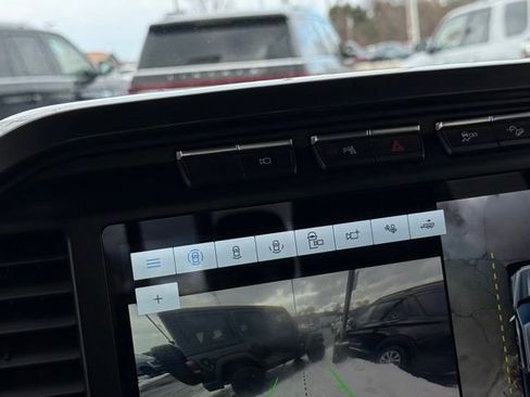 Certified 2022 Ford F150 Lariat w/ Equipment Group 502A High image 6