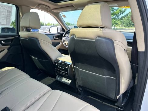 Used 2025 Acura MDX FWD image 30