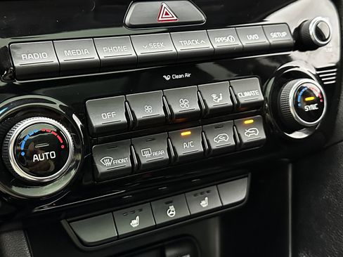 Used 2019 Kia Sportage EX w/ EX Premium Package image 18