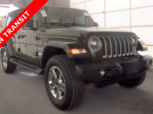 Used 2021 Jeep Wrangler Unlimited Sahara w/ Cold Weather Group AWD/4WD image 5
