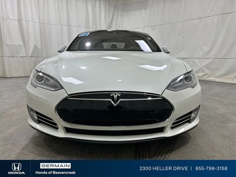 Used 2016 Tesla Model S 70D image 4