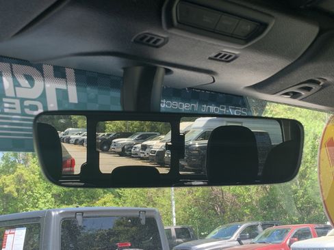 Used 2022 Jeep Gladiator Sport image 26