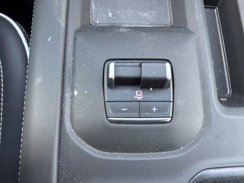 Used 2025 GMC Sierra 2500 AT4X w/ Snow Plow Prep/Camper Package image 29