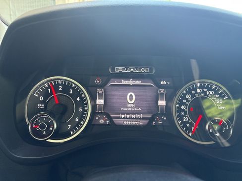 Used 2021 RAM 1500 Big Horn AWD/4WD image 15