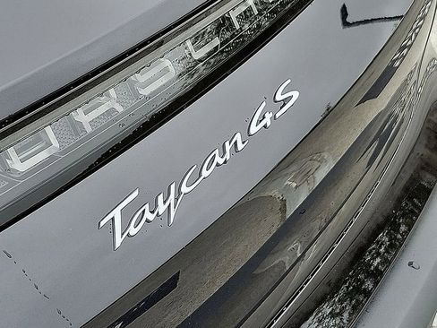 Used 2025 Porsche Taycan 4S image 26