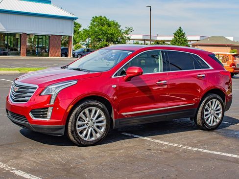Used 2019 Cadillac XT5 Luxury AWD/4WD image 4