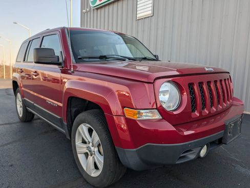Used 2015 Jeep Patriot Latitude image 5