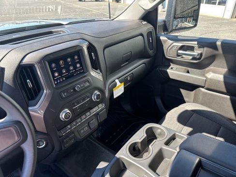 New 2026 GMC Sierra 2500 Pro image 25