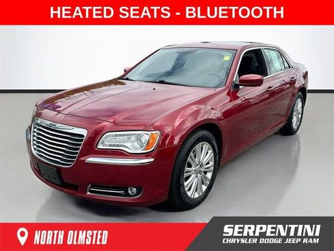 Used 2013 Chrysler 300 AWD w/ Driver Convenience Group image 1