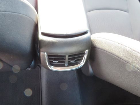 Used 2020 Chevrolet Malibu LT FWD image 8