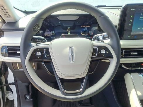 Certified 2026 Lincoln Aviator Reserve AWD/4WD image 16