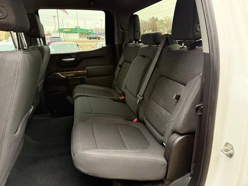 Used 2021 Chevrolet Silverado 1500 LT Trail Boss w/ Bed Protection Package AWD/4WD image 11