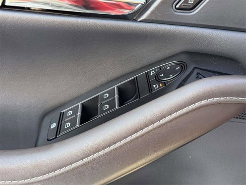 Used 2023 MAZDA CX-30 AWD 2.5 S w/ Premium Package image 15