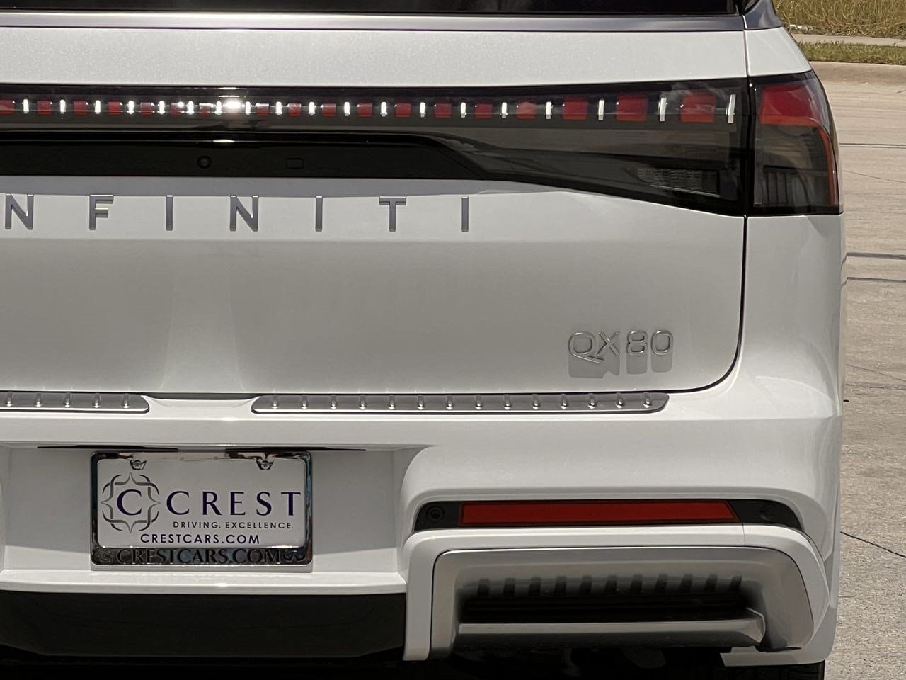 New 2027 INFINITI QX80 Luxe RWD image 5