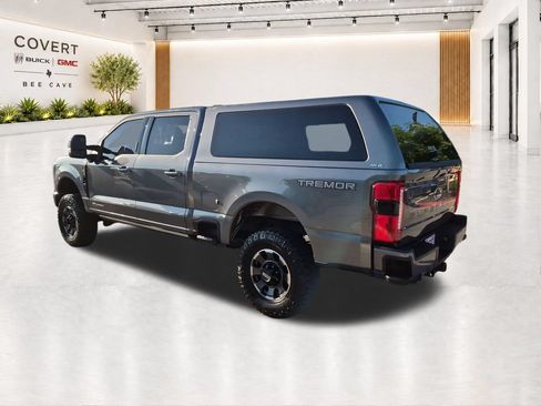 Used 2024 Ford F250 Lariat w/ Lariat Ultimate Package AWD/4WD image 11