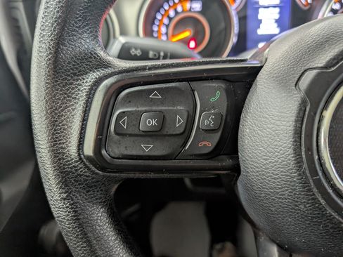 Used 2018 Jeep Wrangler Unlimited Sport AWD/4WD image 16