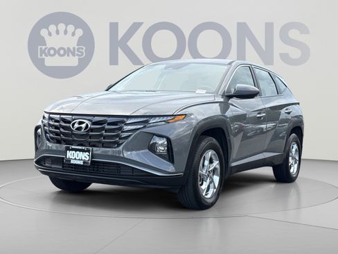 Certified 2024 Hyundai Tucson SE AWD/4WD image 1