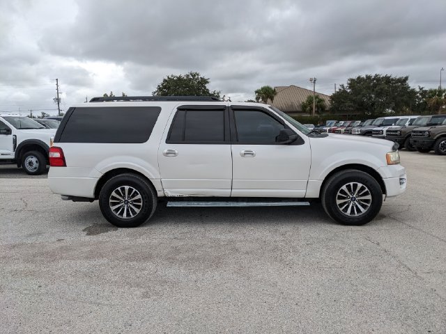 Used 2016 Ford Expedition EL XLT w/ Equipment Group 202A RWD image 2