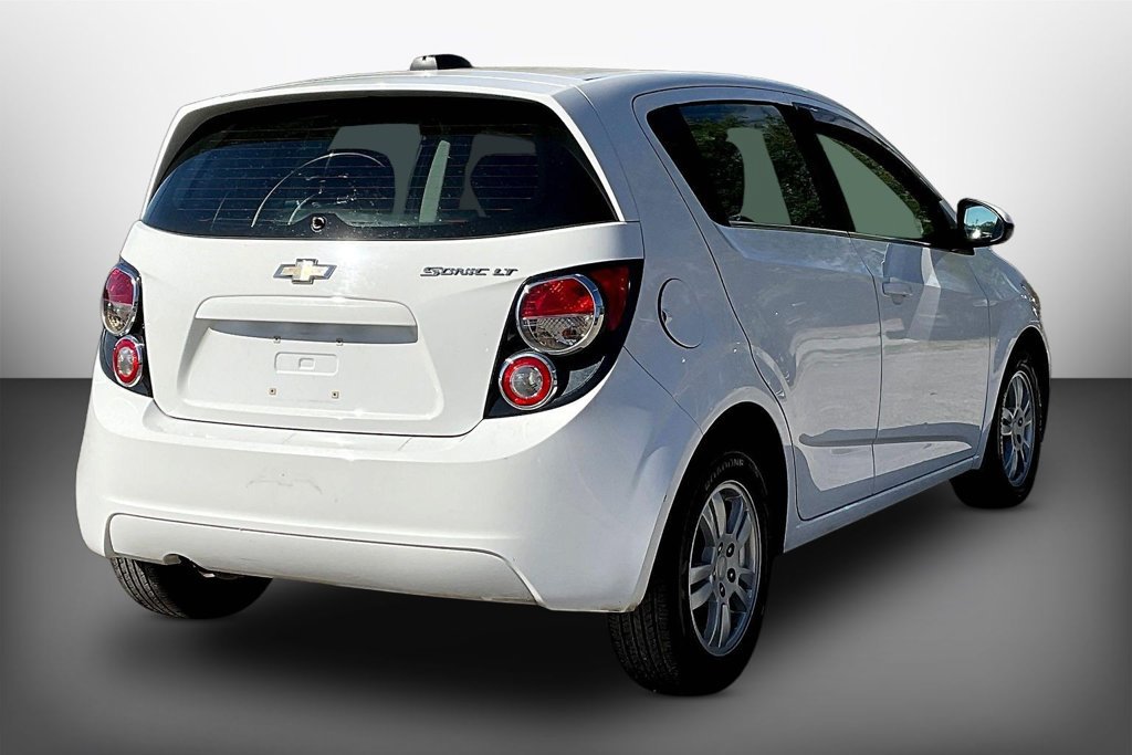 Used 2015 Chevrolet Sonic LT FWD image 6