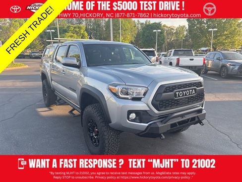 Used 2018 Toyota Tacoma TRD Off-Road image 1